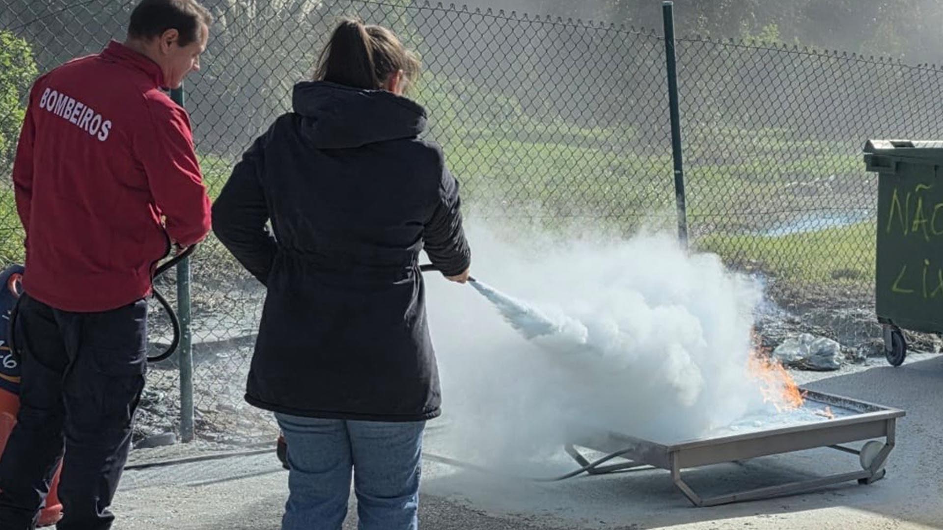 Funcionários do Colégio participam em formação com os Bombeiros Voluntários de São Pedro de Sintra