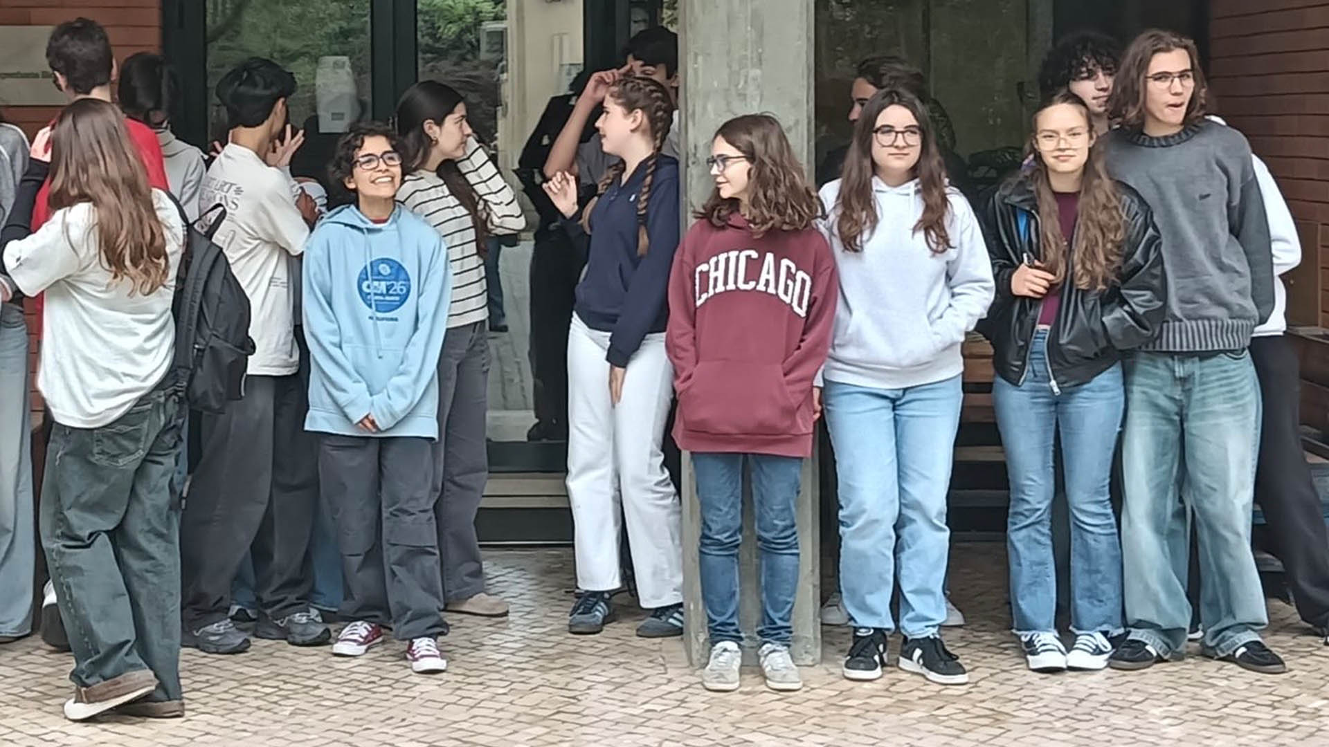 Visita ao Instituto de Biofísica e Engenharia Biomédica aproxima ensino da ciência